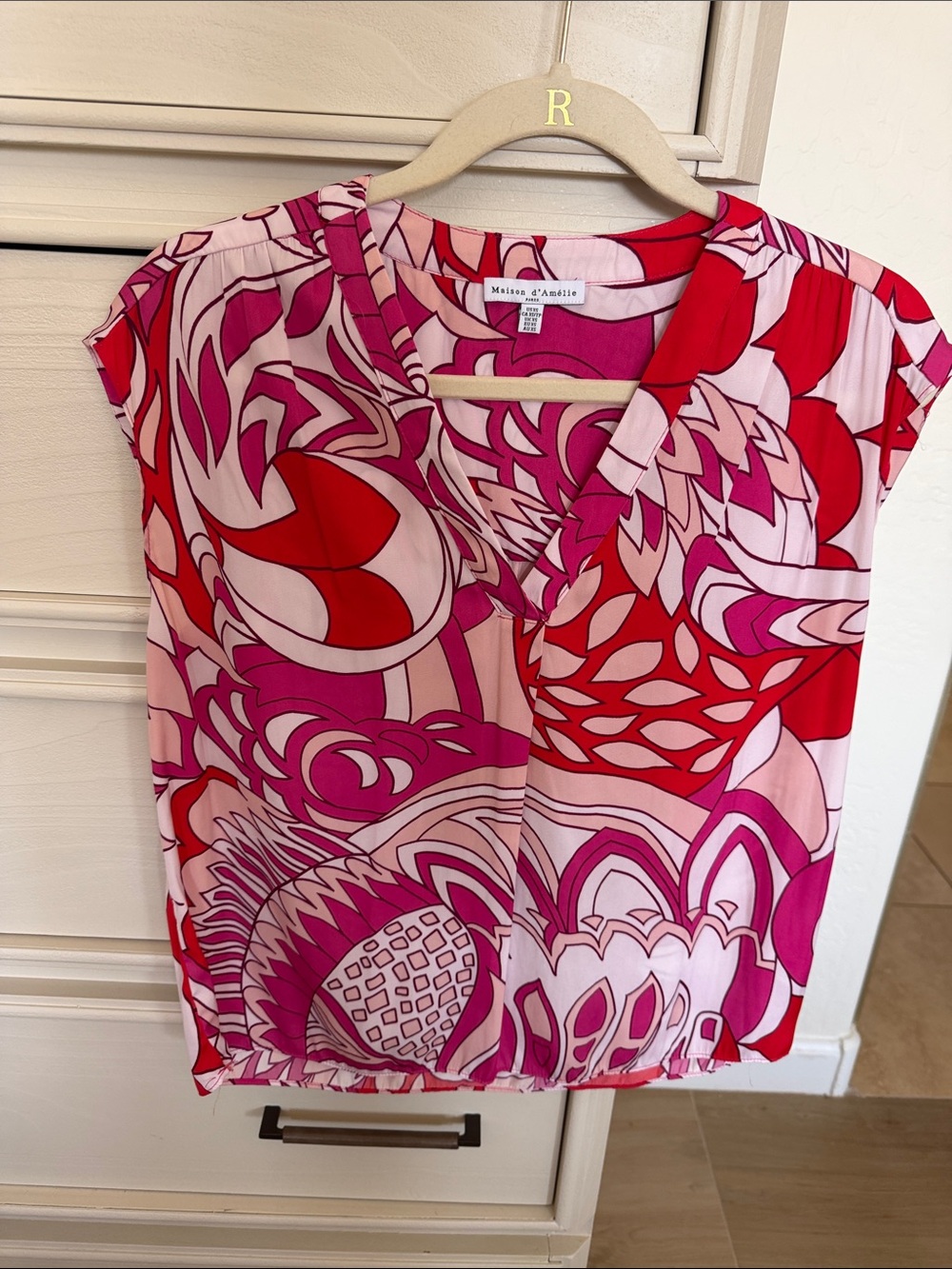 Maison d’Angele Pink & Red Printed Cap-Sleeve V-Neck Blouse